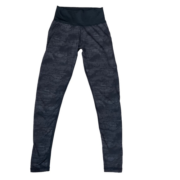 Adidas High Rise Black with heathered camo Leggings size Small - Picture 1 of 15
